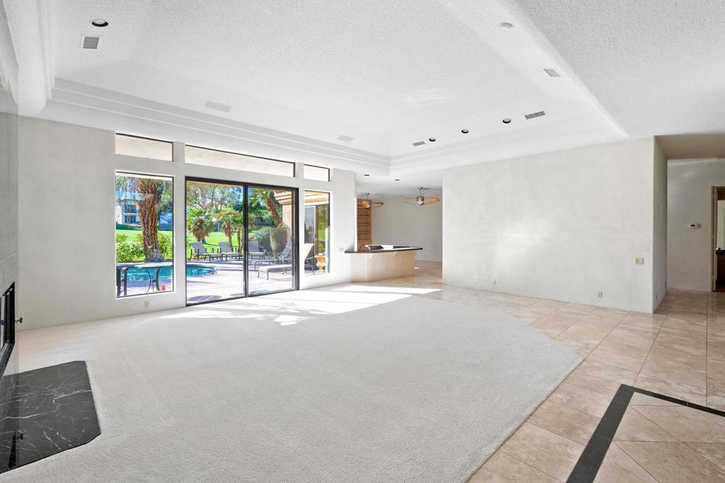 42605 Castle Harbor Court