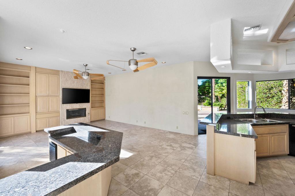 42605 Castle Harbor Court