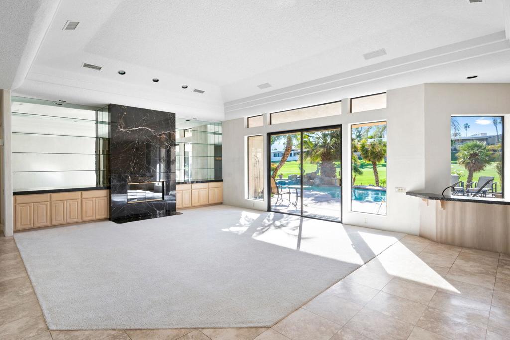 42605 Castle Harbor Court