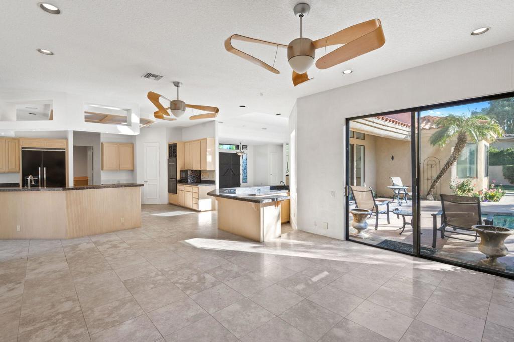 42605 Castle Harbor Court