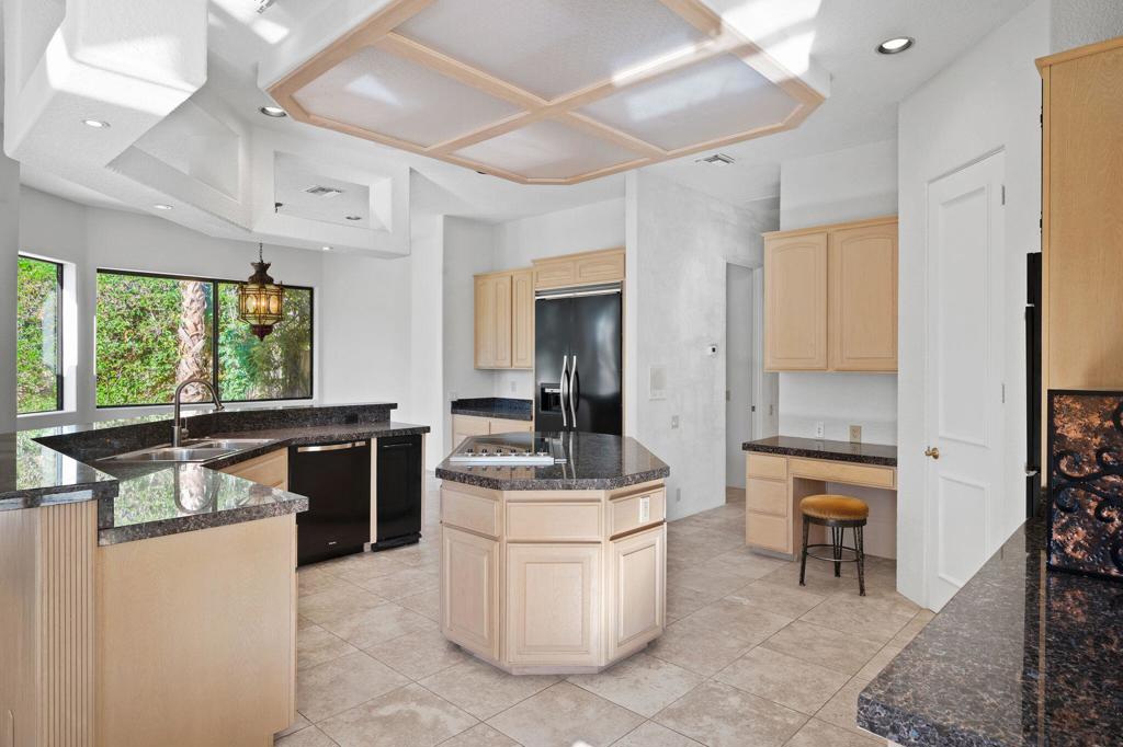 42605 Castle Harbor Court