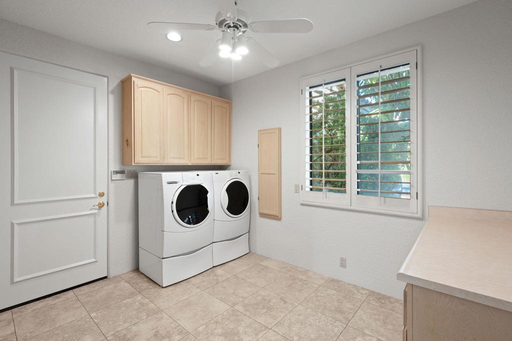 42605 Castle Harbor Court