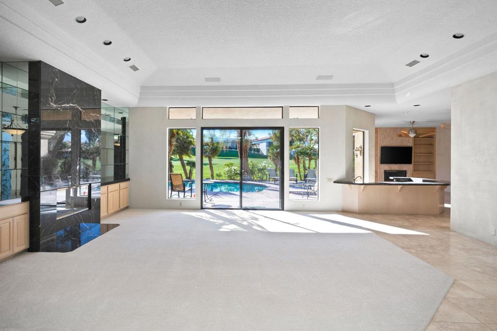 42605 Castle Harbor Court