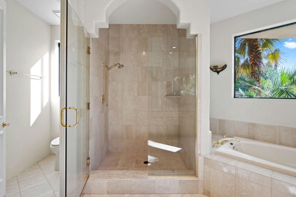 42605 Castle Harbor Court