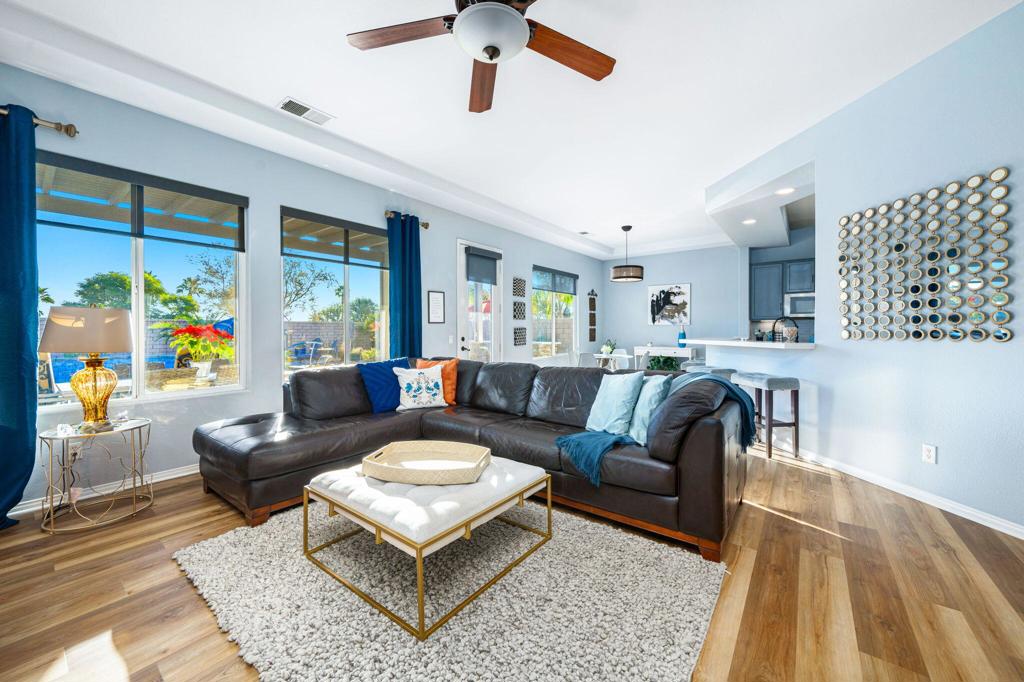 43182 Parkway Esplanade E