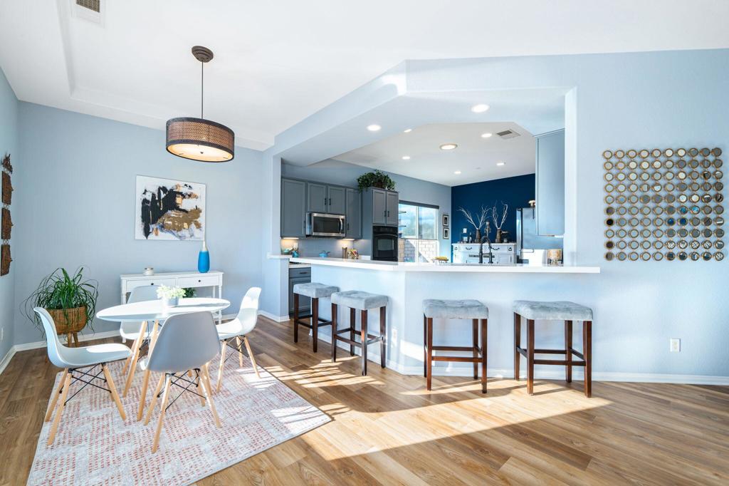 43182 Parkway Esplanade E