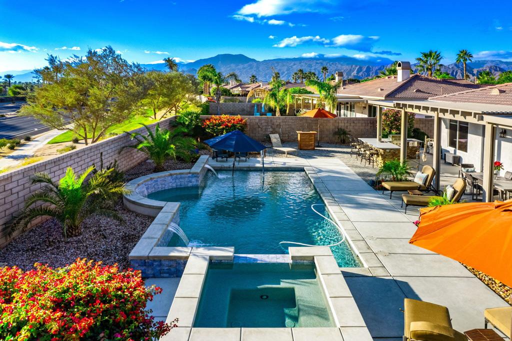 43182 Parkway Esplanade E