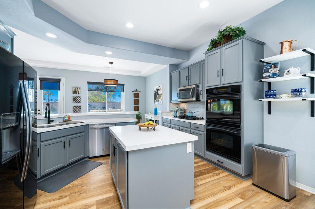 43182 Parkway Esplanade E