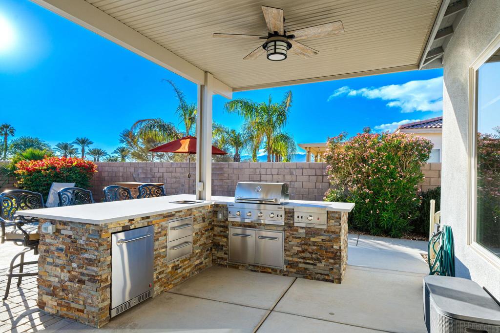 43182 Parkway Esplanade E