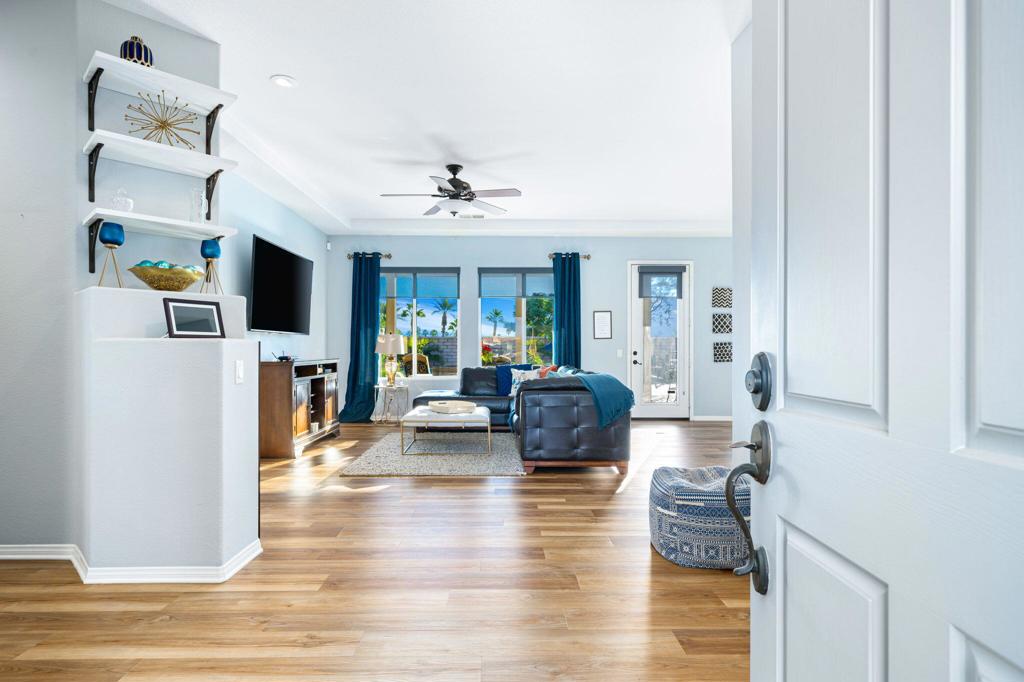 43182 Parkway Esplanade E