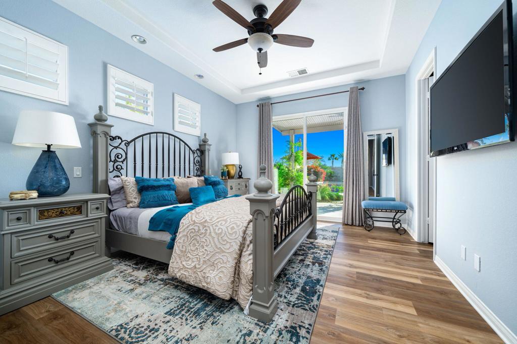 43182 Parkway Esplanade E