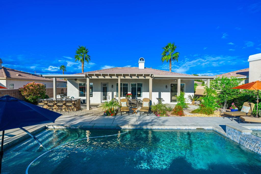 43182 Parkway Esplanade E