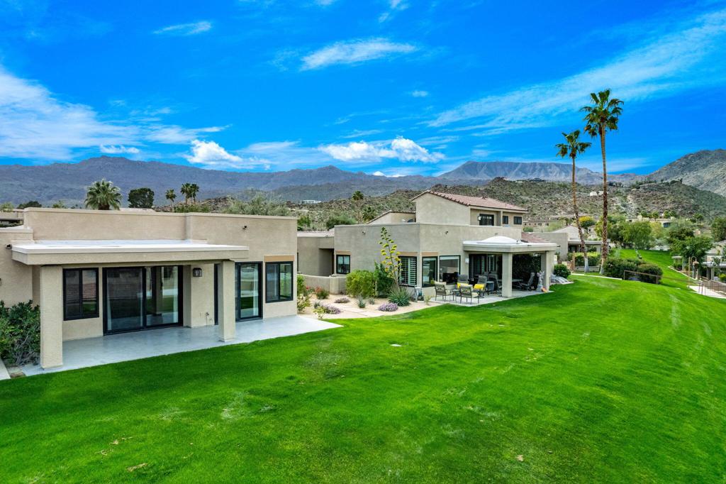 72342 Sommerset Drive