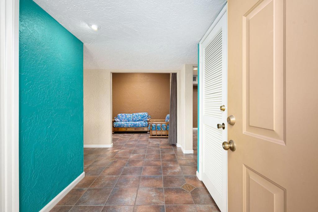 72342 Sommerset Drive