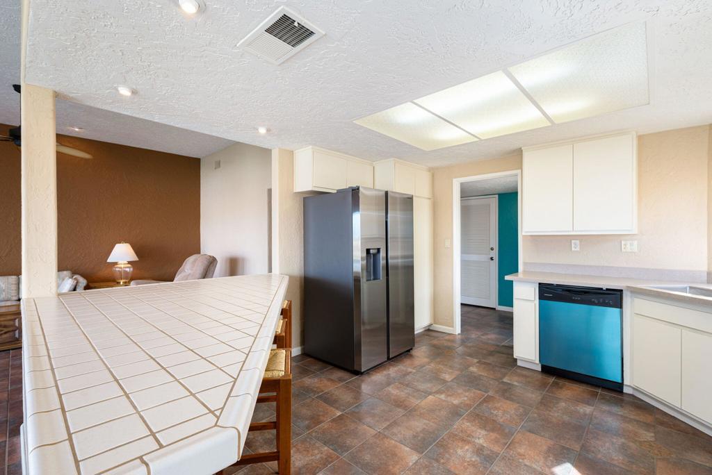 72342 Sommerset Drive