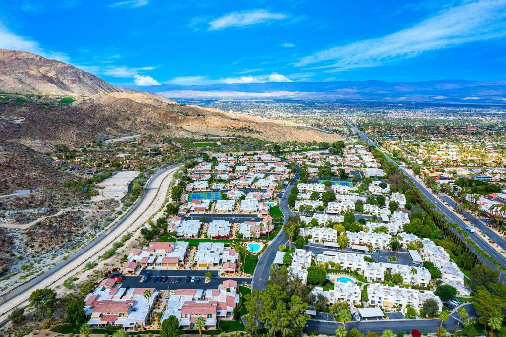 72342 Sommerset Drive