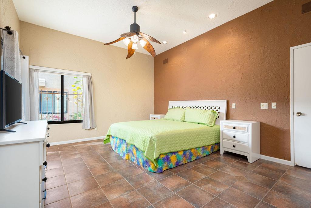 72342 Sommerset Drive