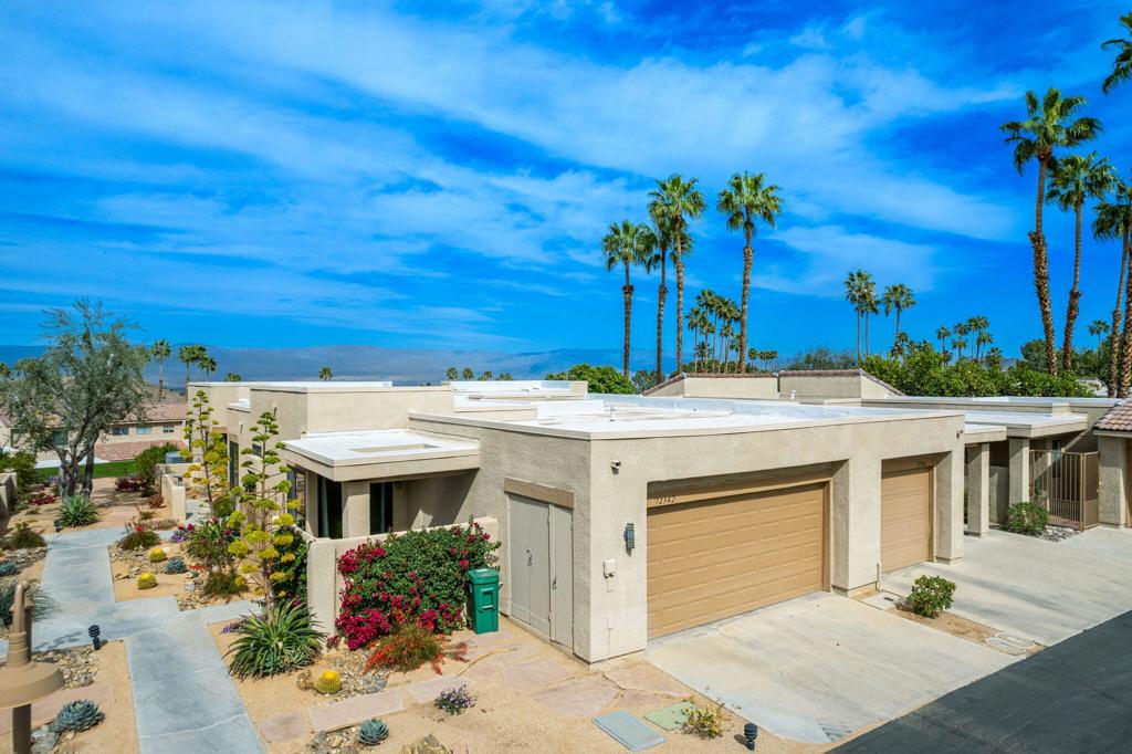 72342 Sommerset Drive