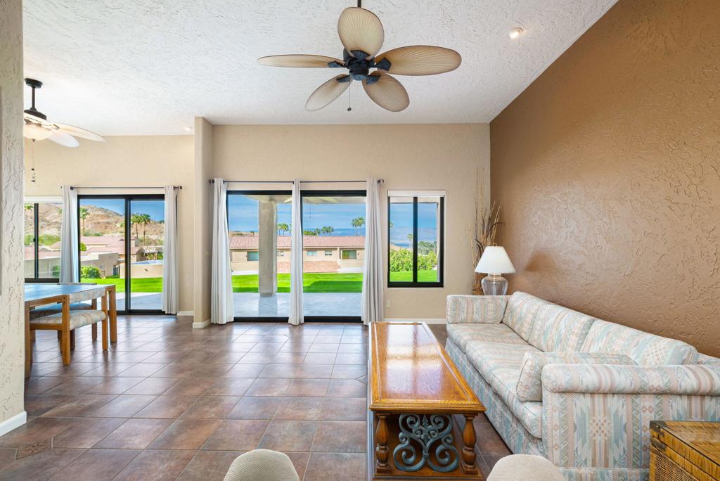 72342 Sommerset Drive