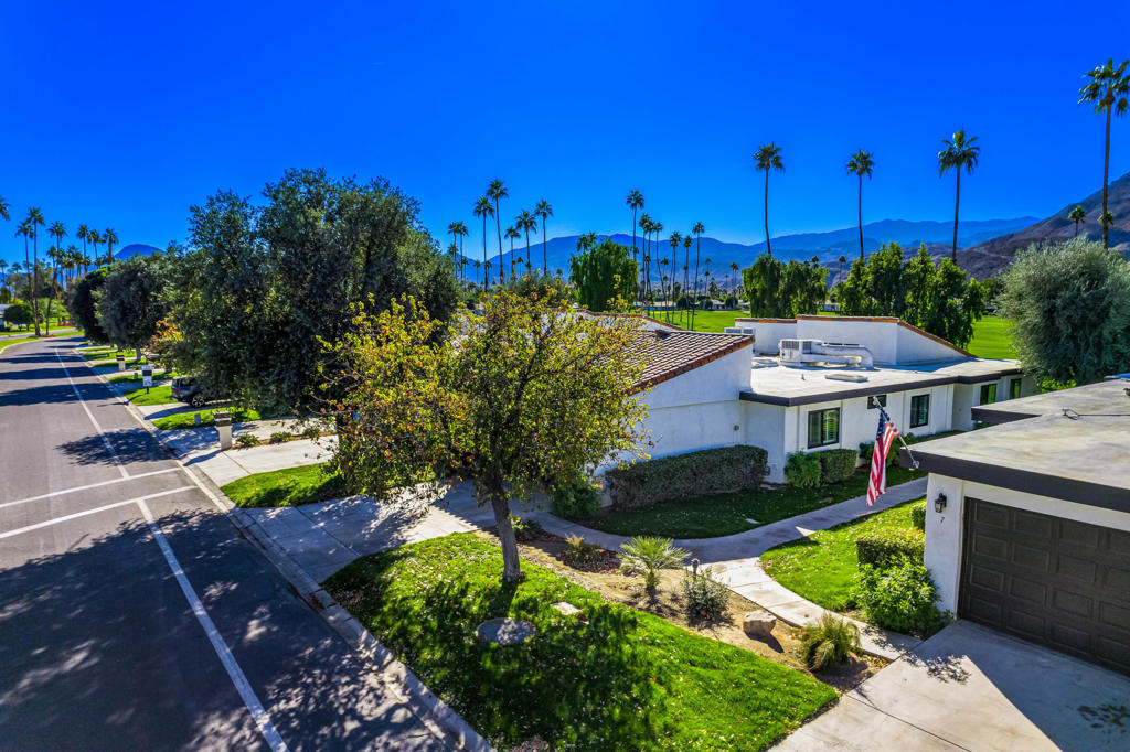 9 Avenida Las Palmas