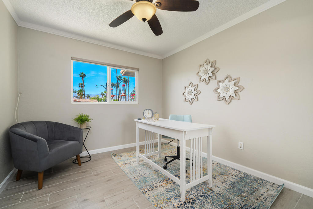 75255 Camello Court N