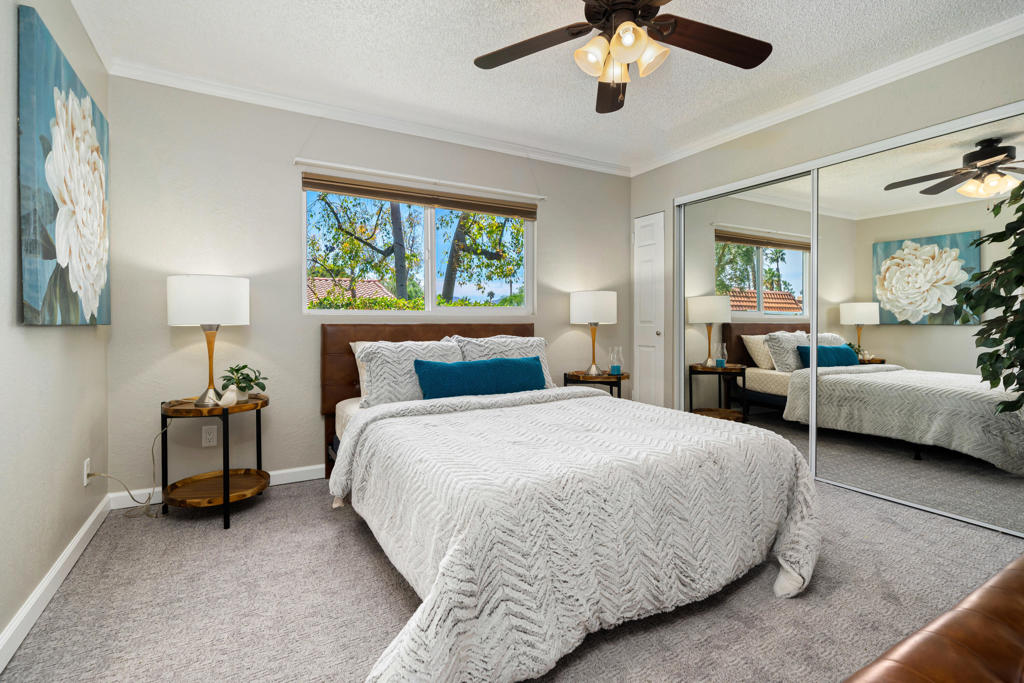 75255 Camello Court N