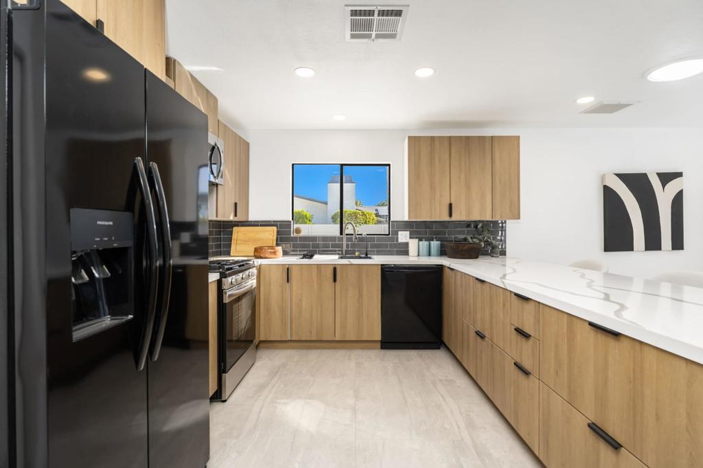 2171 E Francis Drive