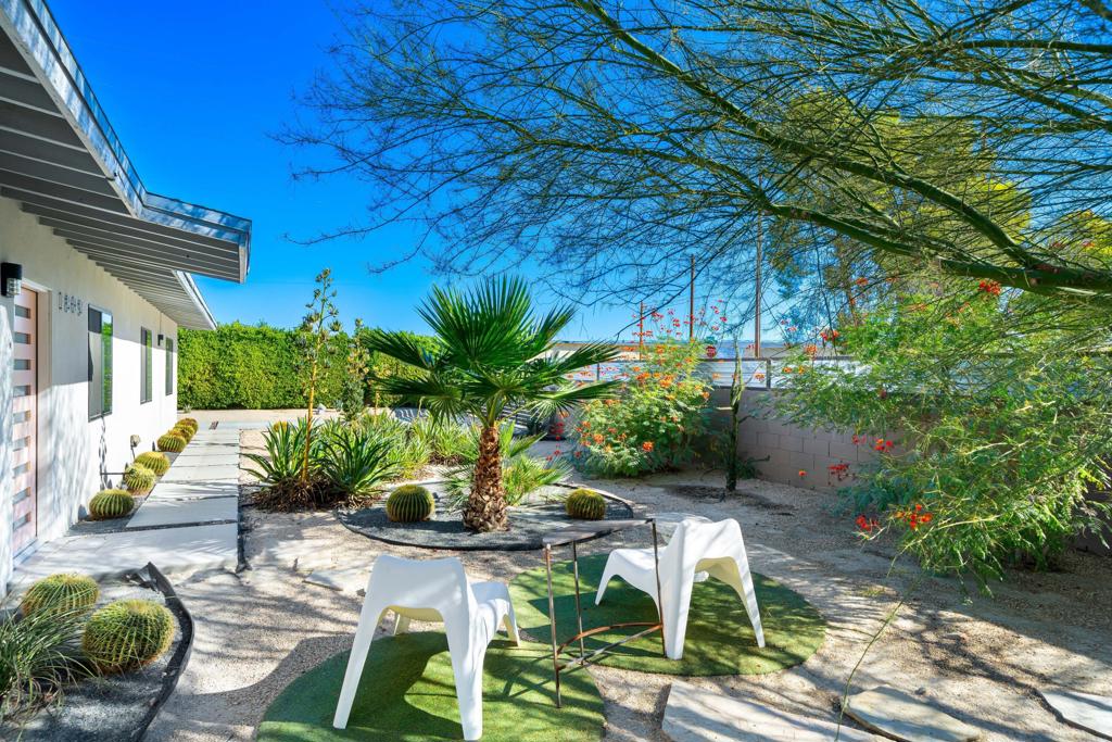 1809 Marguerite Street