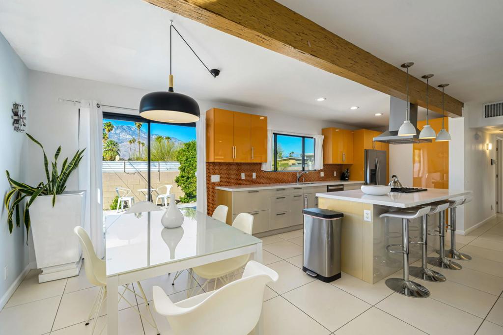 1809 Marguerite Street