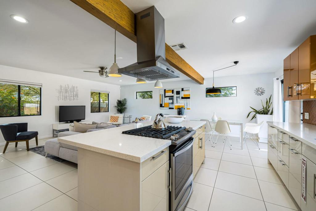 1809 Marguerite Street