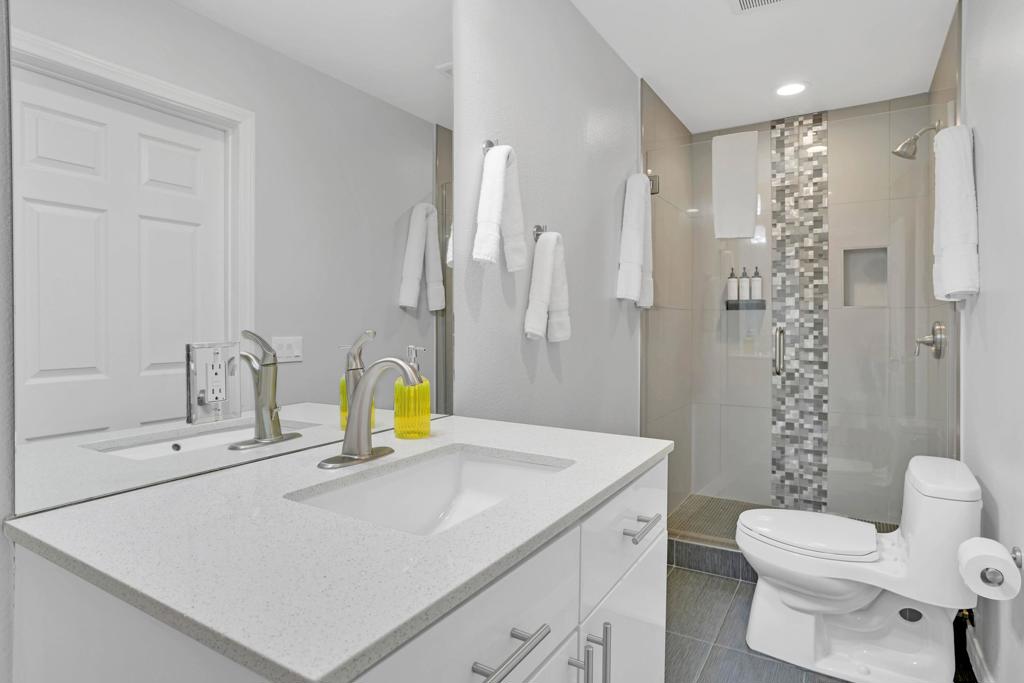 48750 Southview Place