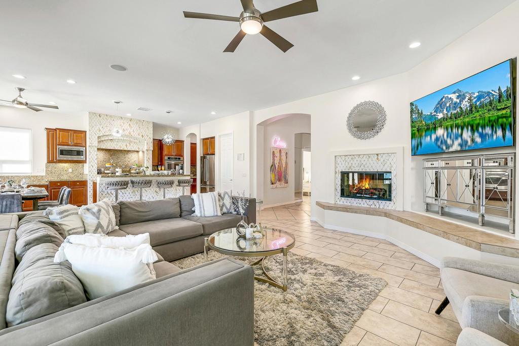 48678 Cascade Street