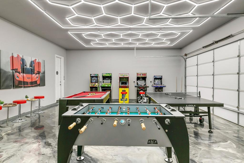 48678 Cascade Street