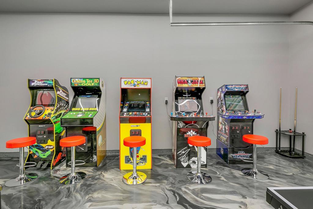 48678 Cascade Street