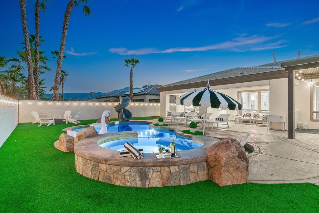 48678 Cascade Street