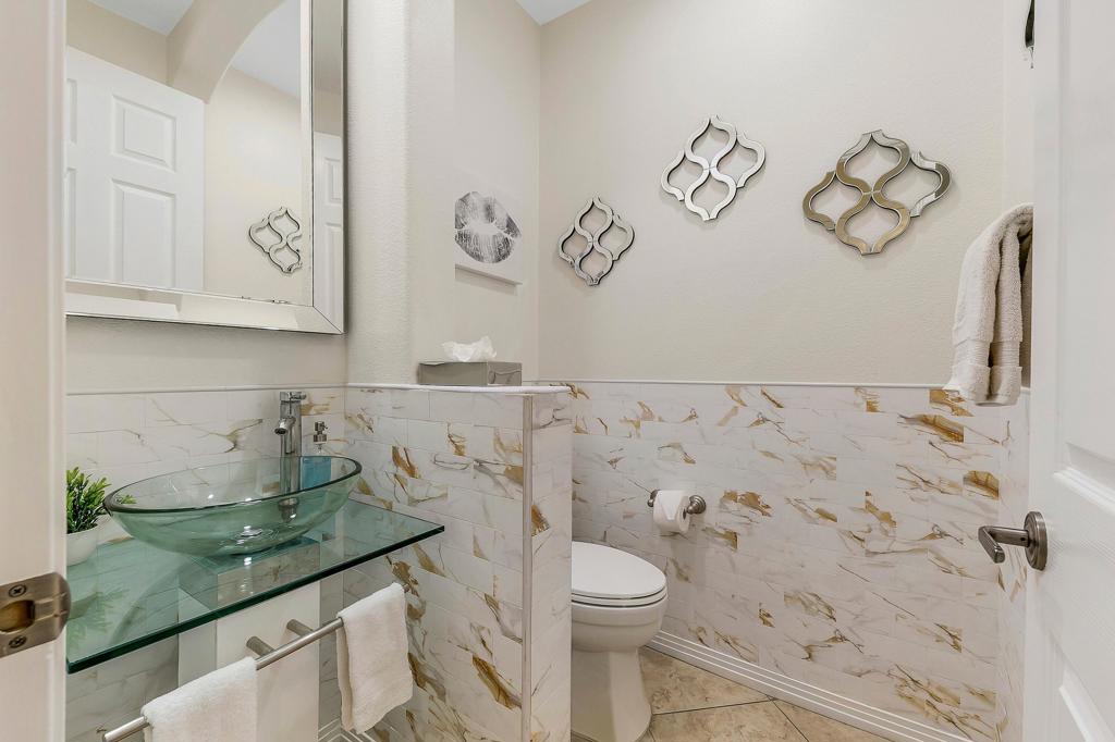 48678 Cascade Street