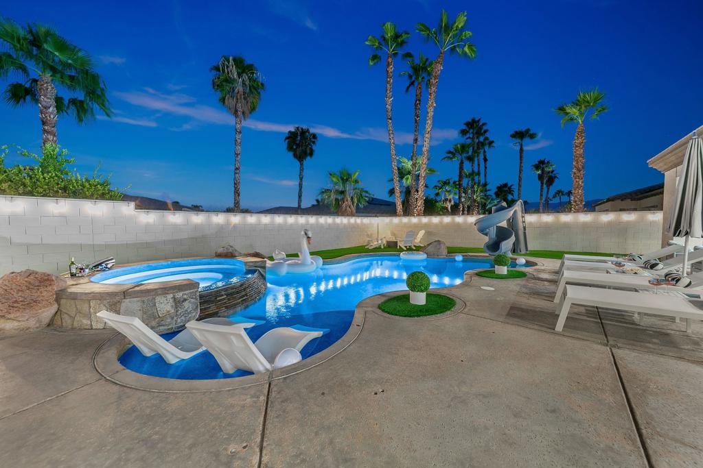 48678 Cascade Street