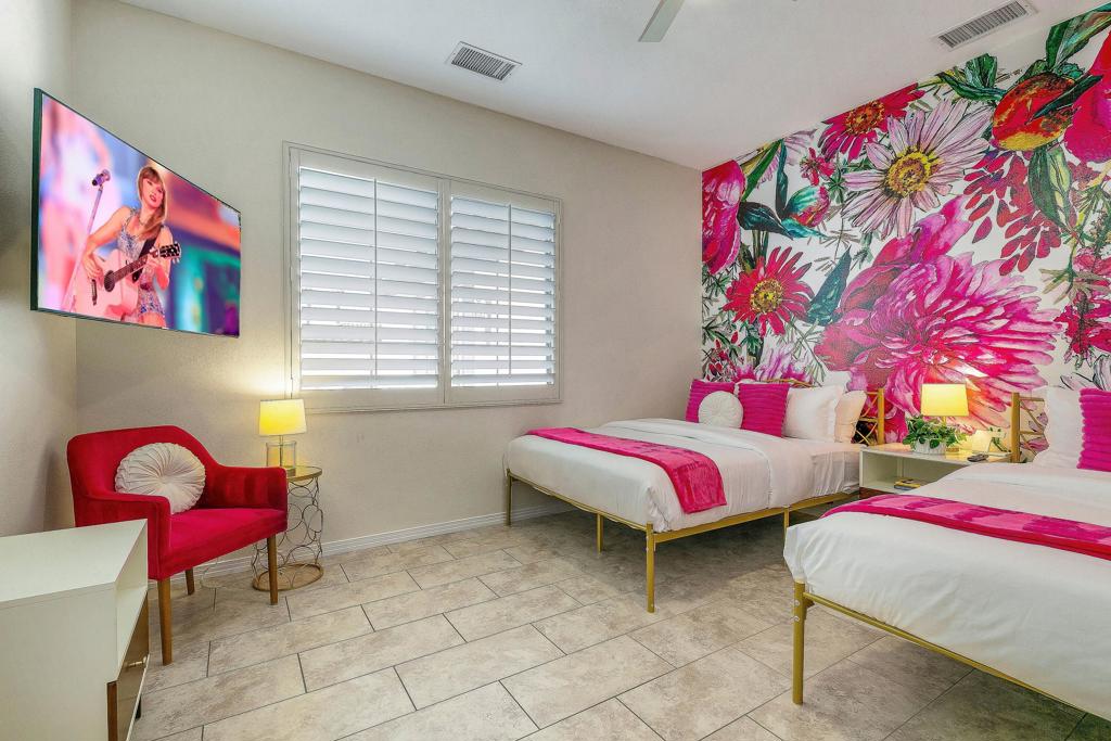 48678 Cascade Street