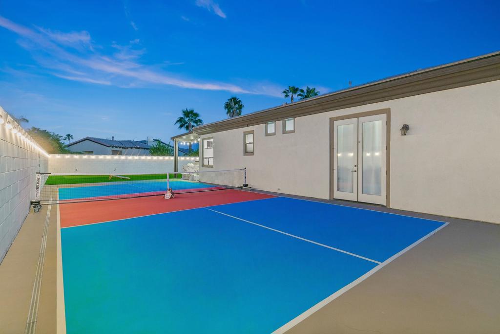 48678 Cascade Street