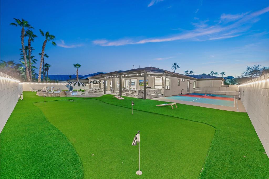 48678 Cascade Street