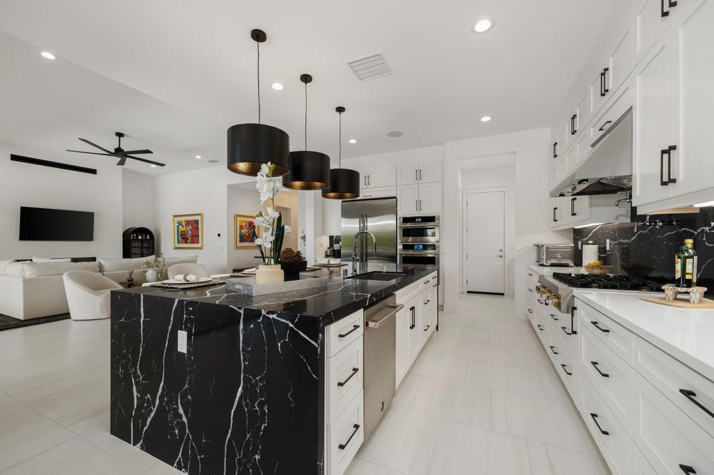 80440 Old Ranch Trail S