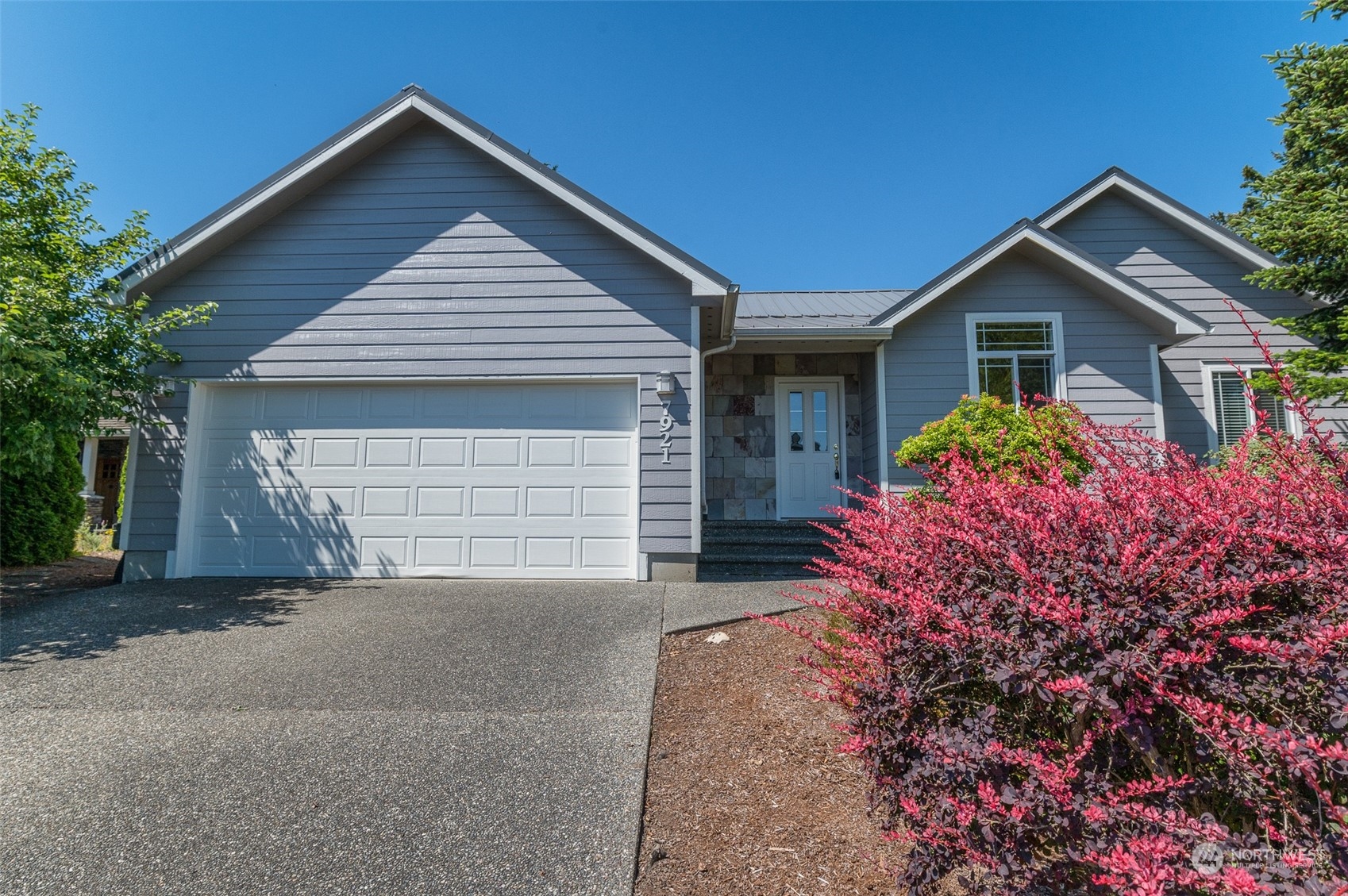 7921 W Golf Course Drive