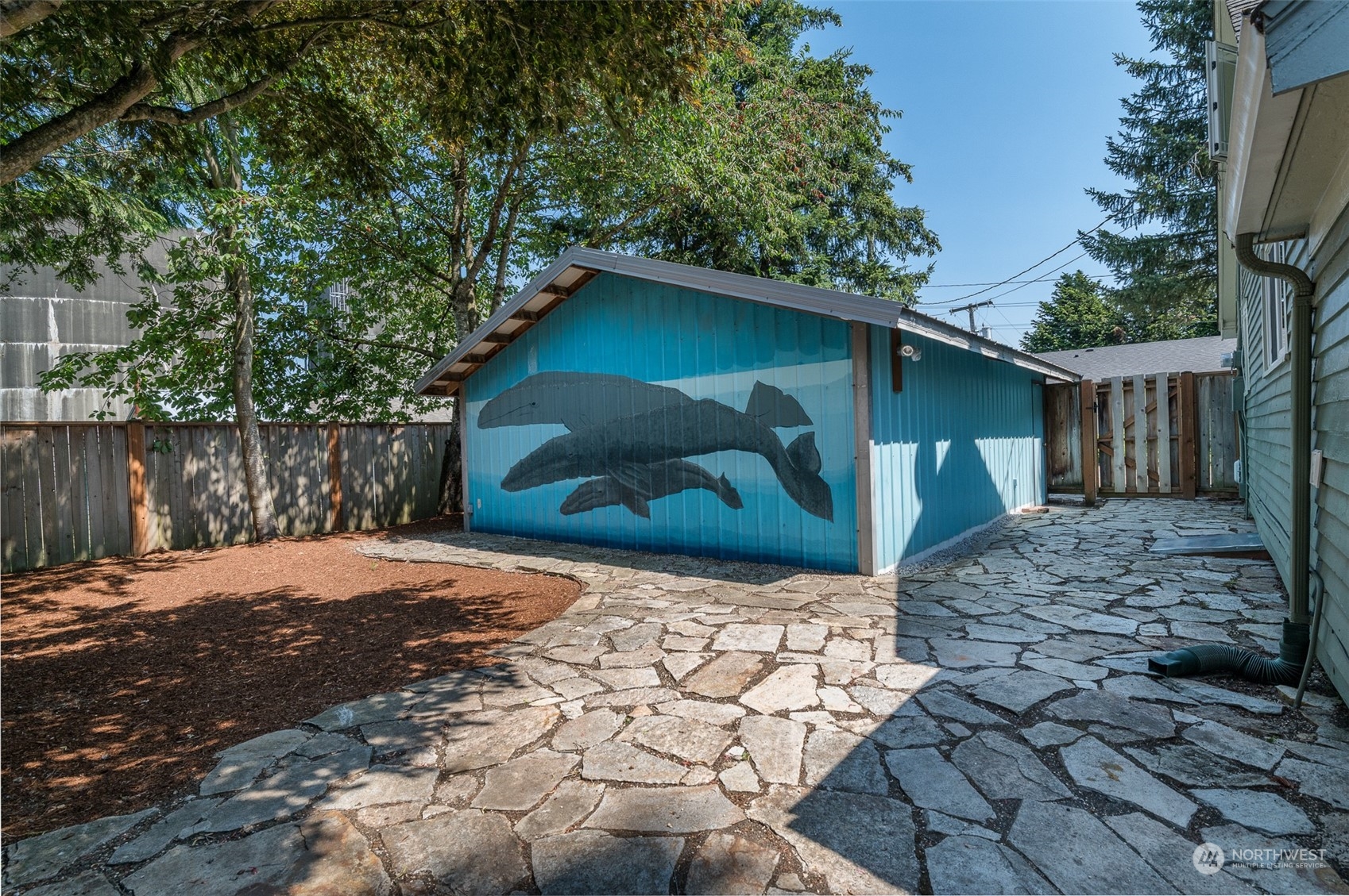 704 Roeder Street