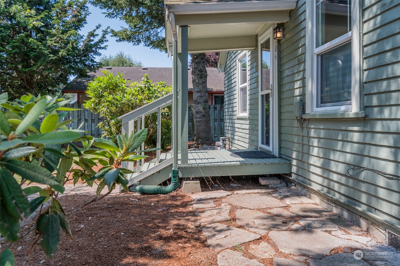 704 Roeder Street