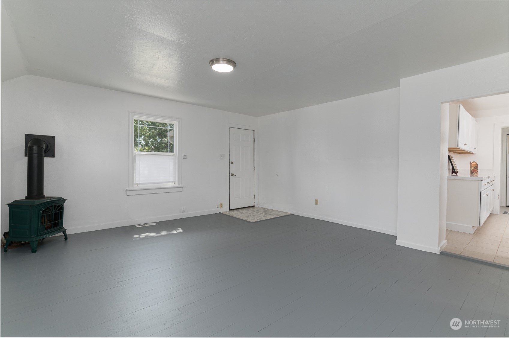 704 Roeder Street
