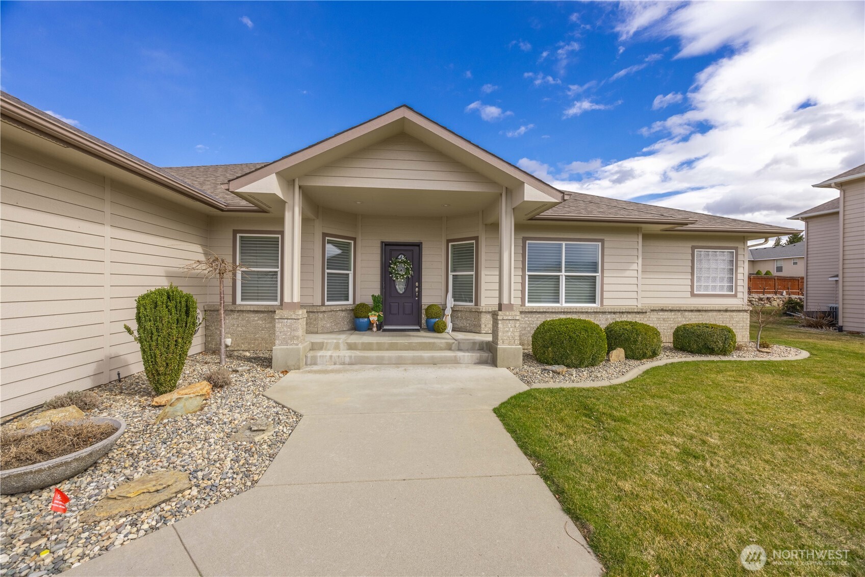 1557 Harrington Lane