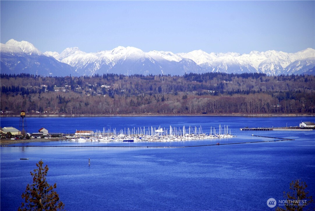 9540 Semiahmoo Parkway Unit: L5