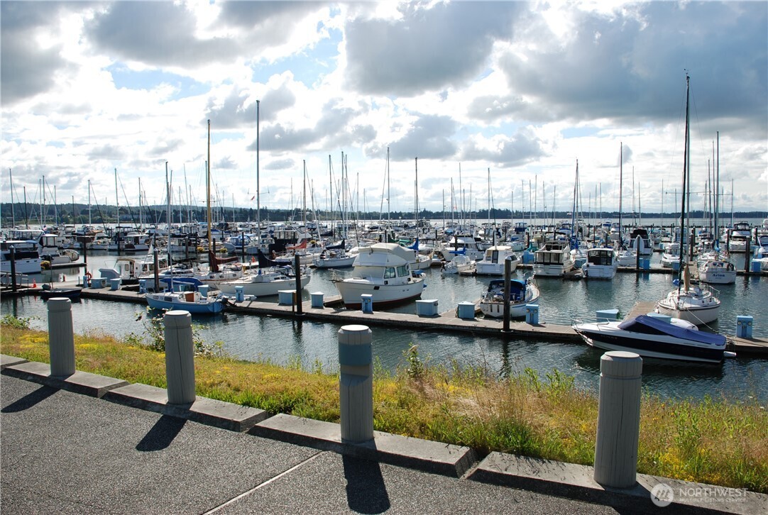 9540 Semiahmoo Parkway Unit: L5