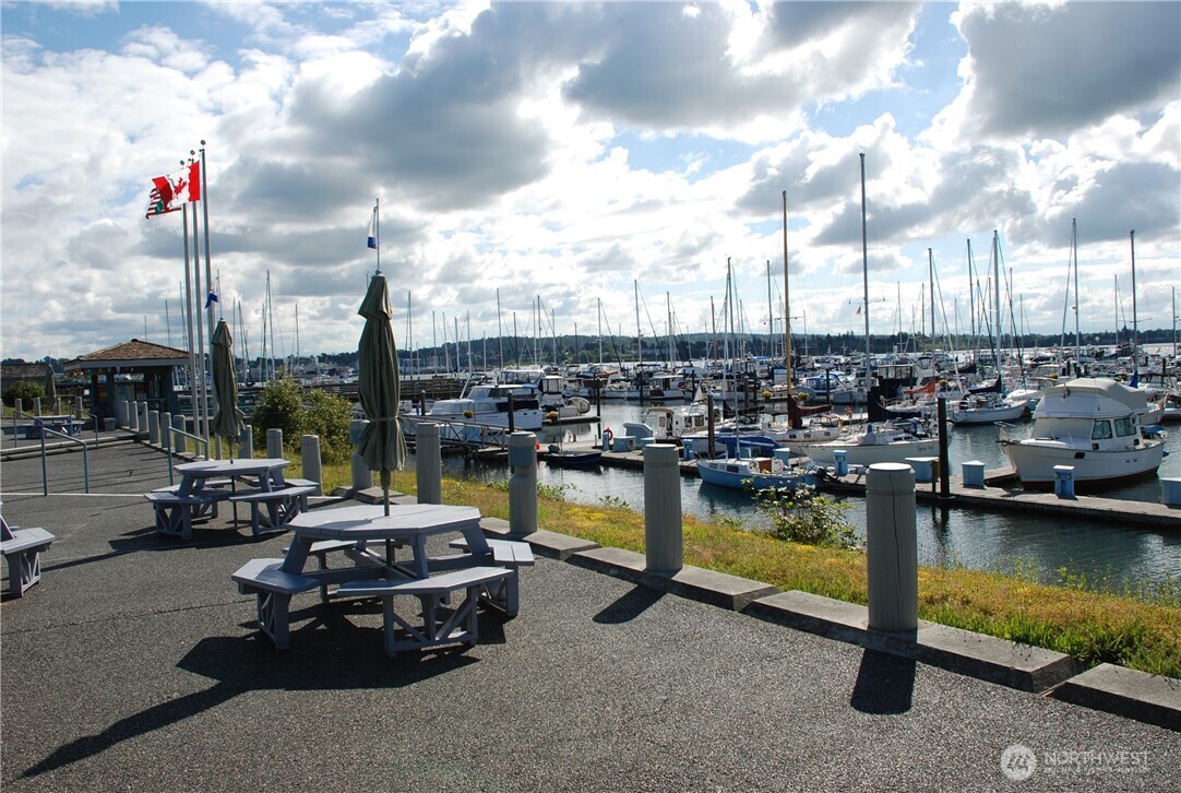 9540 Semiahmoo Parkway Unit: L5