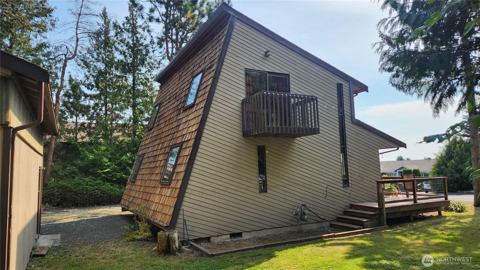 5556 Salish Road